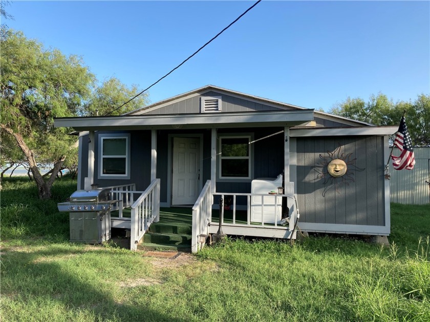 Cozy fishing cabin in Baffin Bay. Owner has been using this cash - Beach Home for sale in Riviera, Texas on Beachhouse.com