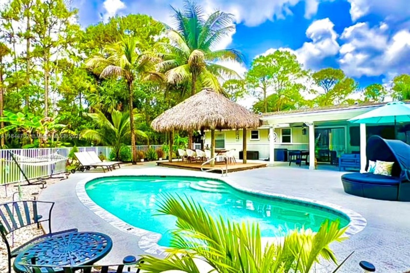 Welcome to Villa Las Palmas -- the kind of place that makes you - Beach Home for sale in West Palm Beach, Florida on Beachhouse.com