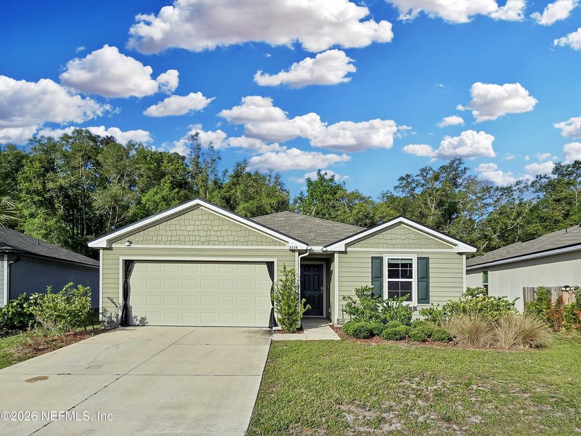 Short Sale. Move-in ready and built in 2021, this beautifully - Beach Home for sale in Green Cove Springs, Florida on Beachhouse.com