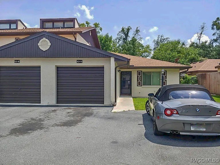 **Discover Your Dream Condo in Cypress Village!** Welcome to 63 - Beach Condo for sale in Homosassa, Florida on Beachhouse.com