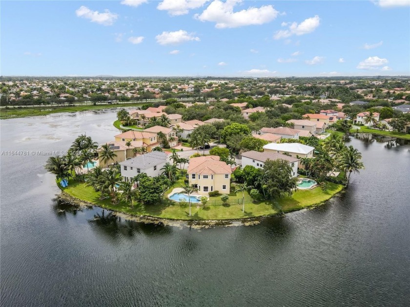 Spacious 2-Story Single Family Waterfront Pool Home in a Quiet - Beach Home for sale in Miramar, Florida on Beachhouse.com