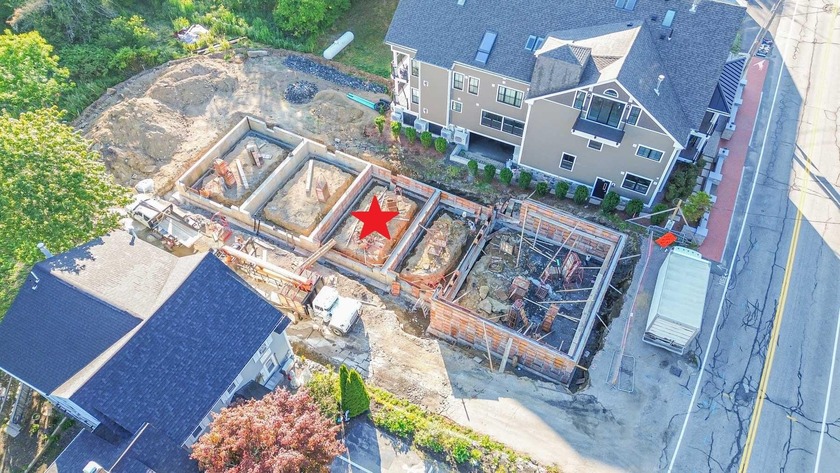 DISCOVER CARRIAGE LANDING - An exclusive address where - Beach Condo for sale in York, Maine on Beachhouse.com