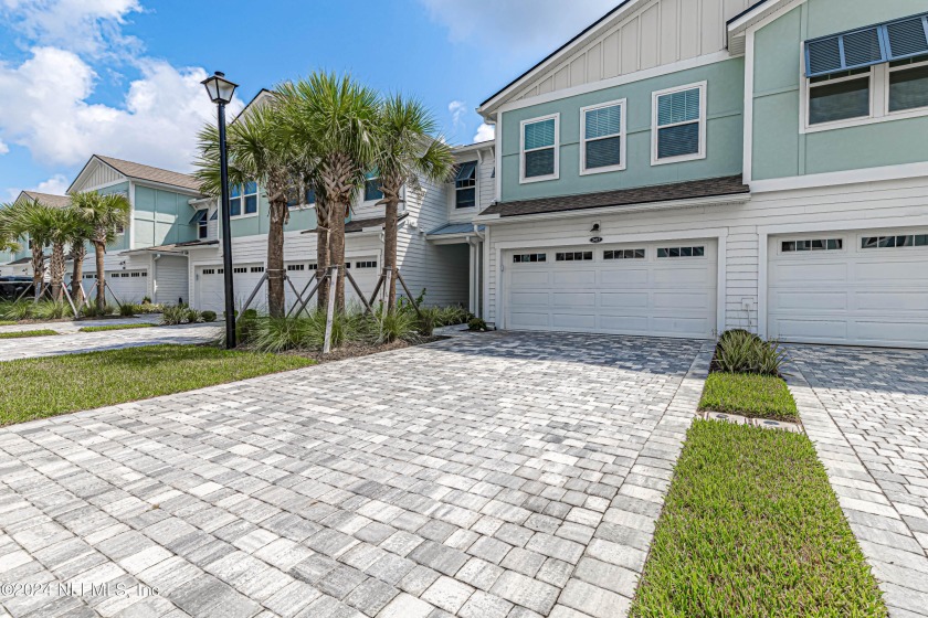 Welcome to 3417 Marsh Reserve Blvd, a fully renovated 3-bedroom - Beach Townhome/Townhouse for sale in Jacksonville, Florida on Beachhouse.com