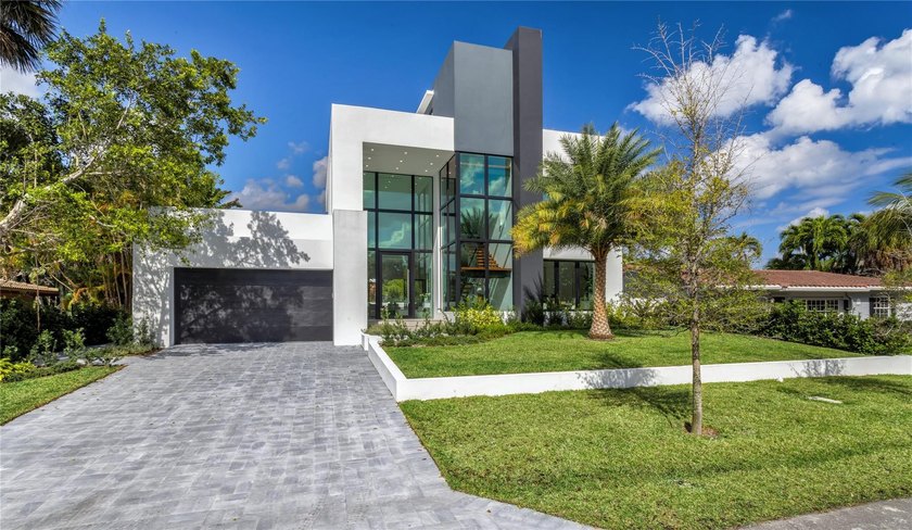 New-Construction Modern Residence artfully crafted by Garza - Beach Home for sale in Pompano Beach, Florida on Beachhouse.com