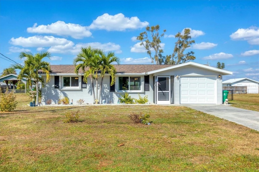 Boating enthusiasts... check out this adorable home with a - Beach Home for sale in Englewood, Florida on Beachhouse.com