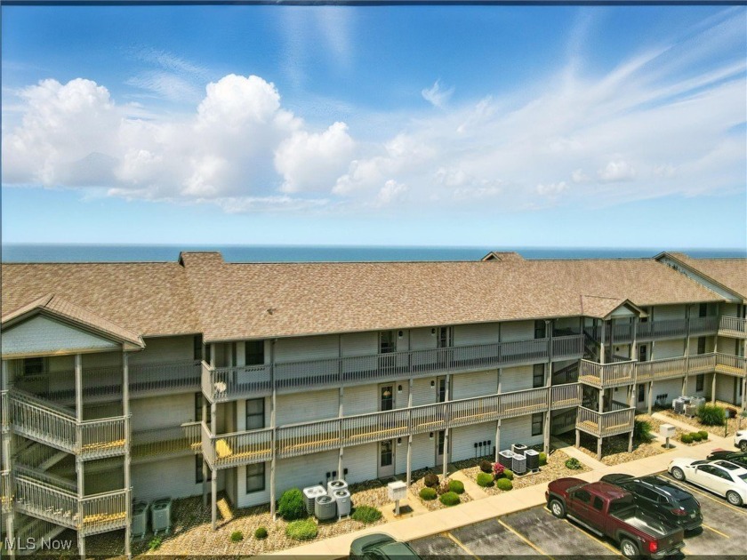 Saybrook Beach Club - Lake Erie View Condo Experience lakefront - Beach Condo for sale in Ashtabula, Ohio on Beachhouse.com