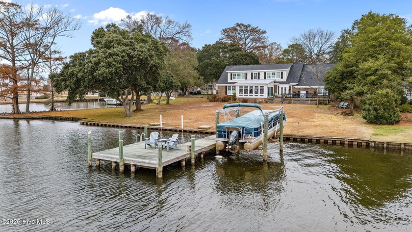 Experience timeless Southern elegance and unforgettable - Beach Home for sale in Washington, North Carolina on Beachhouse.com