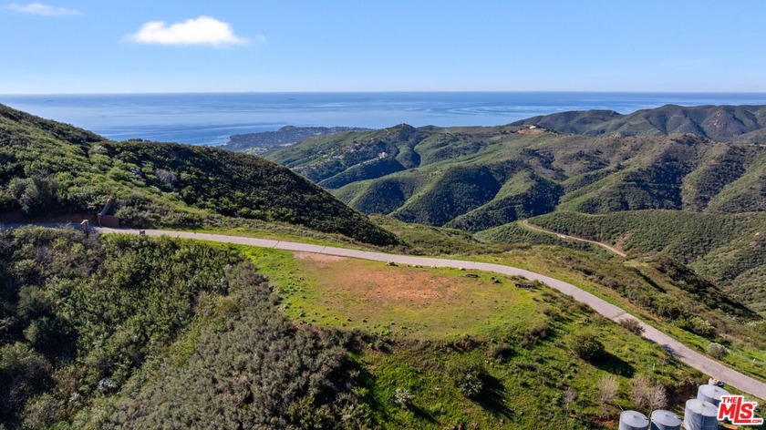 An exceptional Malibu land offering spanning approximately 16.63 - Beach Acreage for sale in Malibu, California on Beachhouse.com