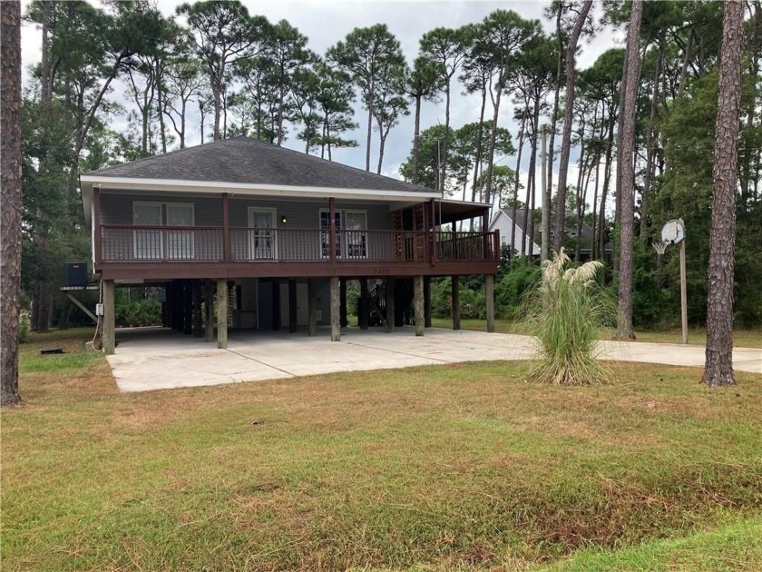 HERE IT IS!! Laid back Island lifestyle is available. Own a home - Beach Home for sale in Dauphin Island, Alabama on Beachhouse.com