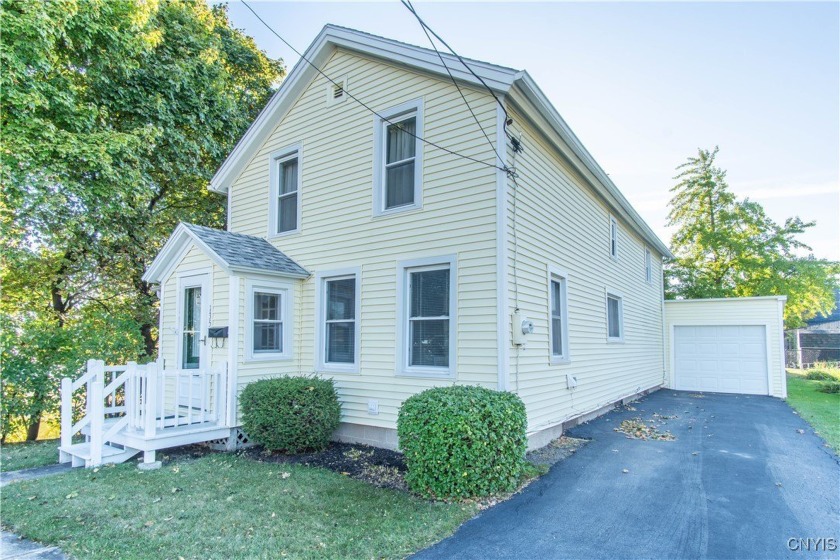 OPEN HOUSE SATURDAY 10/18 from 10-1PM.. CLAYTON VILLAGE HOME - Beach Home for sale in Clayton, New York on Beachhouse.com