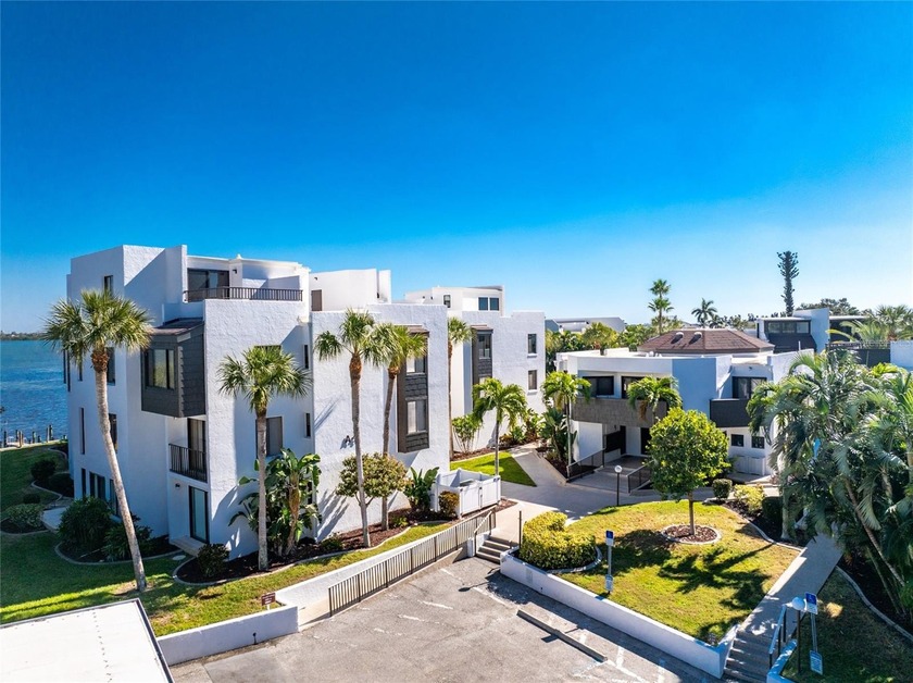 It's the perfect time to purchase this beautiful 2-bed, 2-bath - Beach Condo for sale in Englewood, Florida on Beachhouse.com