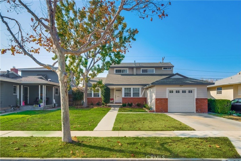 Located in one of the most sought-after neighborhoods in East - Beach Home for sale in Long Beach, California on Beachhouse.com