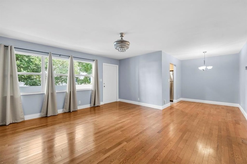 Welcome to this move-in-ready 2-bedroom, 2-bath residence in - Beach Condo for sale in Pompano Beach, Florida on Beachhouse.com