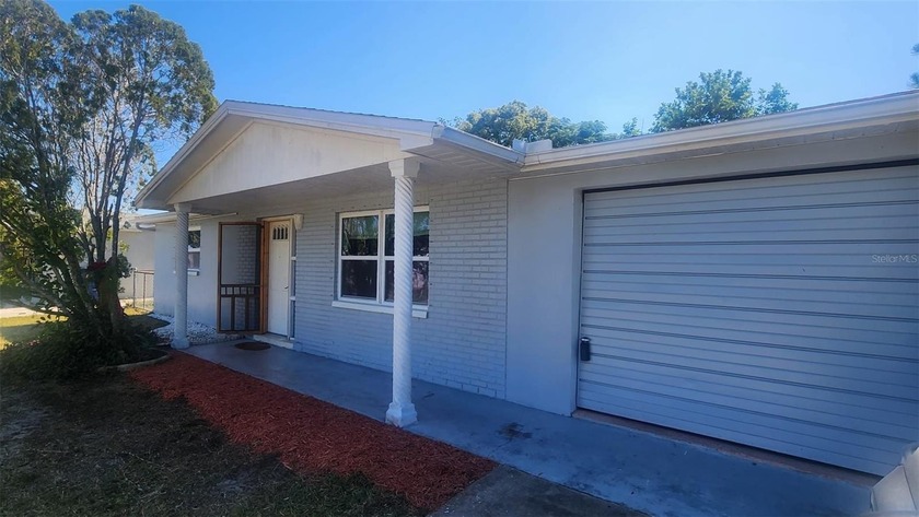 Under contract-accepting backup offers. Cute home  in Holiday - Beach Home for sale in Holiday, Florida on Beachhouse.com