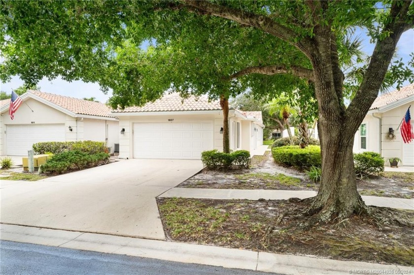 Rare Cypress Lakes, Divosta built, home in the center of Palm - Beach Townhome/Townhouse for sale in Palm City, Florida on Beachhouse.com