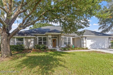 Welcome to the beautifully updated 4 bedroom, 2 bathroom home - Beach Home for sale in Saint Johns, Florida on Beachhouse.com