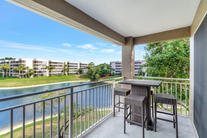 Charming corner unit in Verano at Delray Beach. ALL AGES and - Beach Condo for sale in Delray Beach, Florida on Beachhouse.com