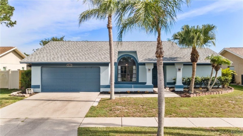 Welcome Home and Welcome to one of the best homes in Countryway - Beach Home for sale in Tampa, Florida on Beachhouse.com