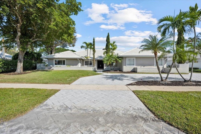 Welcome to this stunning residence in the prestigious Polo West - Beach Home for sale in Wellington, Florida on Beachhouse.com