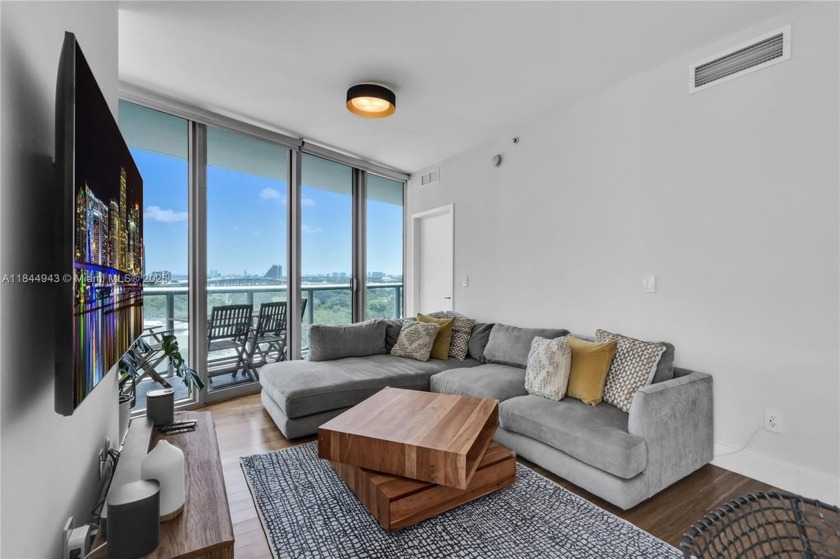 Discover the epitome of downtown Miami living at Marina Blue! - Beach Condo for sale in Miami, Florida on Beachhouse.com