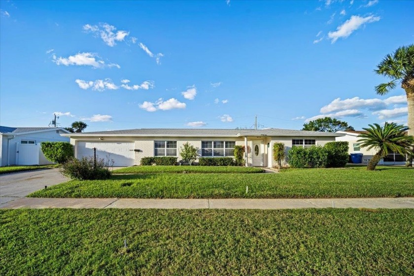 Discover Your Dream Coastal Retreat In Ormond By The Sea! This - Beach Home for sale in Ormond Beach, Florida on Beachhouse.com