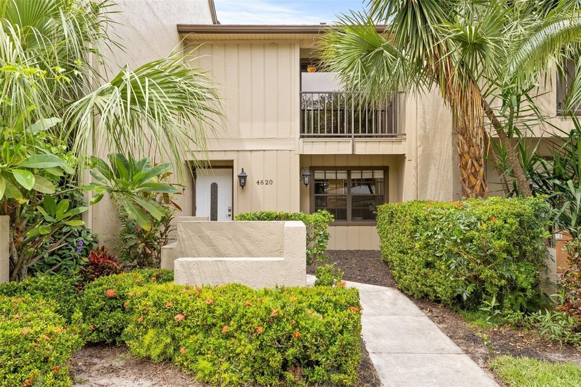 Welcome to Beekman Lakes, a highly sought-after lakefront - Beach Townhome/Townhouse for sale in Sarasota, Florida on Beachhouse.com