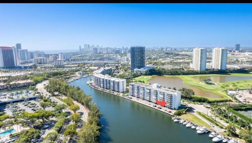 Completely remodeled apartment, offering breathtaking views - Beach Condo for sale in Hallandale Beach, Florida on Beachhouse.com