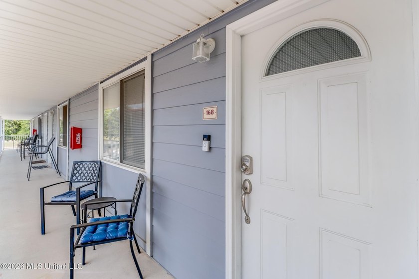 Prime turnkey condo in the heart of Biloxi, ideally located near - Beach Condo for sale in Biloxi, Mississippi on Beachhouse.com