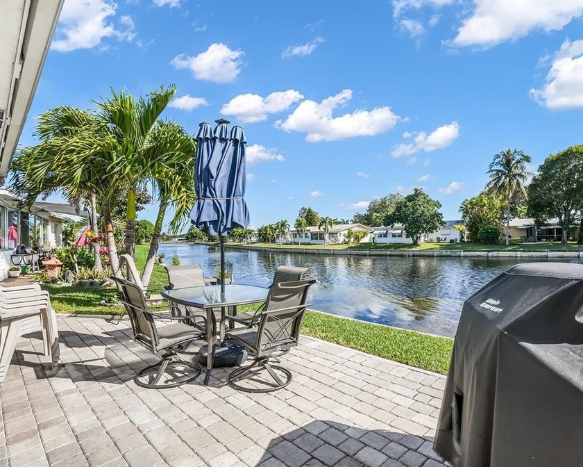 Stunning open-concept 2 bed, 2 bath home in 55+ Mainlands of - Beach Home for sale in Tamarac, Florida on Beachhouse.com