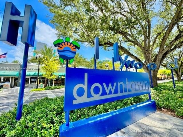 Impeccable 2BR/1BA condo in a desirable 55+ community! Updated - Beach Condo for sale in Hollywood, Florida on Beachhouse.com