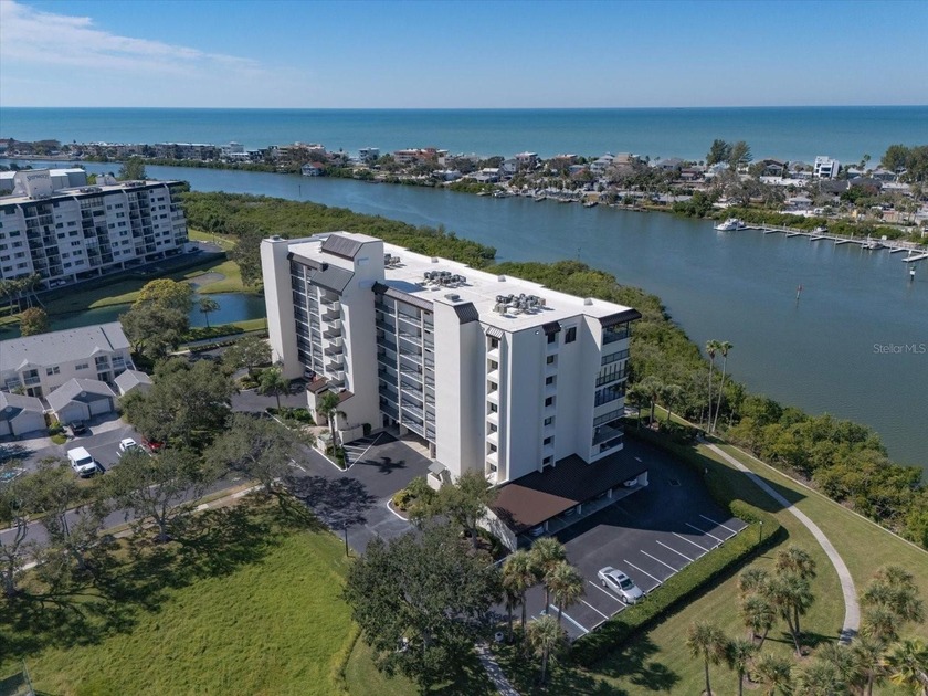 MOVE-IN READY, EASY LIVING RETREAT with a PRIVATE, DIRECT WEST - Beach Condo for sale in Largo, Florida on Beachhouse.com