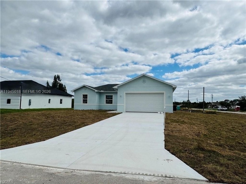 Spectacular brand new house! 1 story, single family home located - Beach Home for sale in Lehigh Acres, Florida on Beachhouse.com