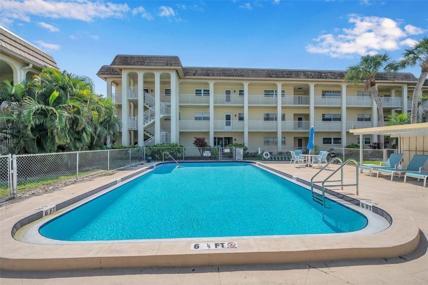 BACK TO SCHOOL SPECIAL!!!!! TAKE ADVANTAGE OF THE NEW PRICE!!!!

 - Beach Condo for sale in St. Petersburg, Florida on Beachhouse.com