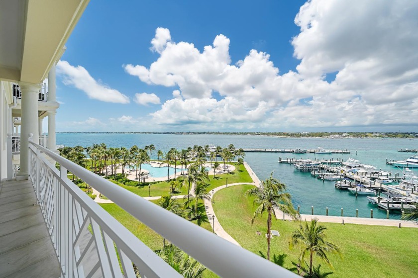 Ocean Club Residences & Marina provides luxury condominium - Beach Condo for sale in New Providence/Paradise Island, Bahamas on Beachhouse.com