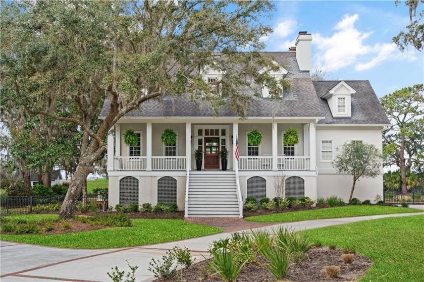 Say hello to breathtaking views and truly unparalleled island - Beach Home for sale in Saint Simons, Georgia on Beachhouse.com