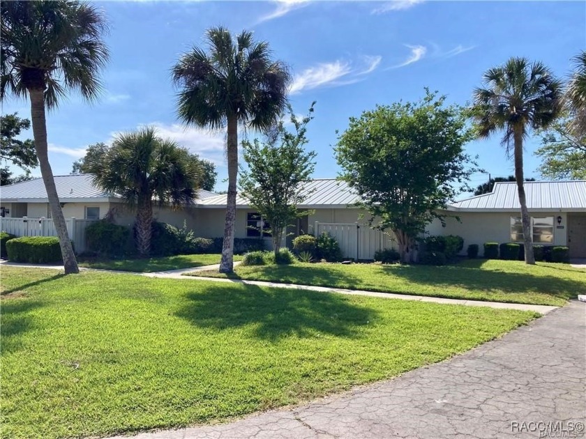 Motivated Seller!  Waterfront condo with a DOCK!  Same owner has - Beach Condo for sale in Crystal River, Florida on Beachhouse.com