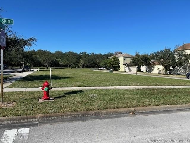 Attention builders and/or investors! This one is ready to go - Beach Lot for sale in Port Saint Lucie, Florida on Beachhouse.com