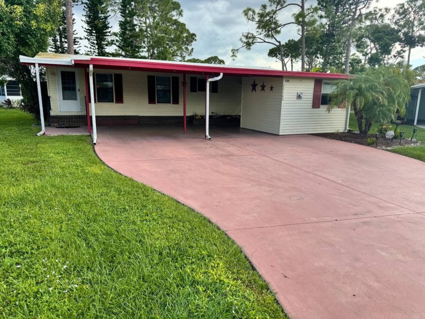 This home has many updates, kitchen cabinets, bathrooms, roof - Beach Home for sale in North  Fort Myers, Florida on Beachhouse.com