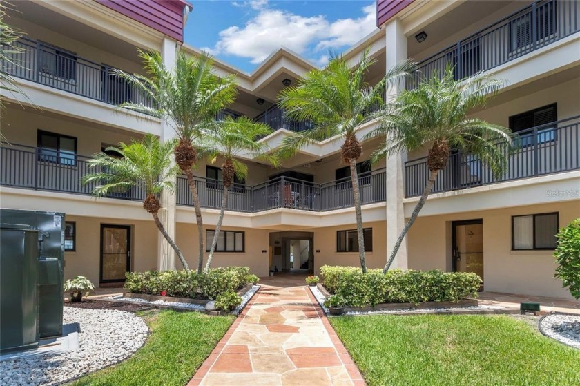 Sought after Clearwater Point condo in the Marina House. This - Beach Condo for sale in Clearwater Beach, Florida on Beachhouse.com