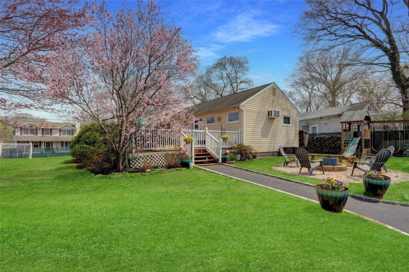 Charming and cozy well maintained ready to move in ranch nestled - Beach Home for sale in Sound Beach, New York on Beachhouse.com