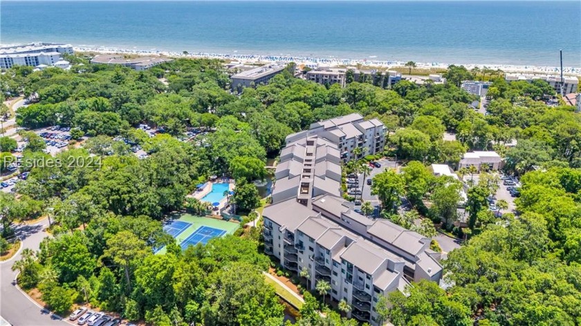 Steps to the beach from this ideally located and charming villa - Beach Lot for sale in Hilton Head Island, South Carolina on Beachhouse.com