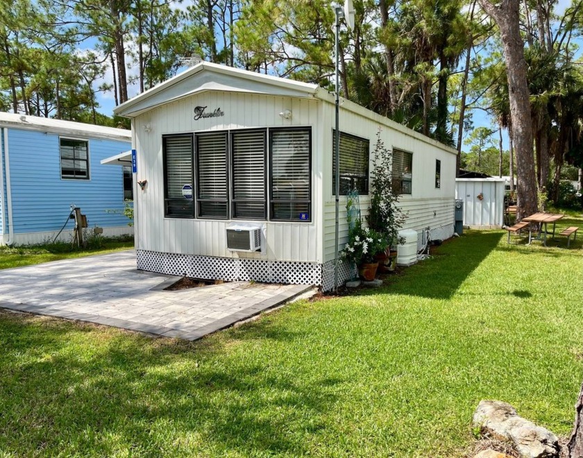 This Beachy little cottage located in Ramblers Rest is the - Beach Home for sale in Venice, Florida on Beachhouse.com