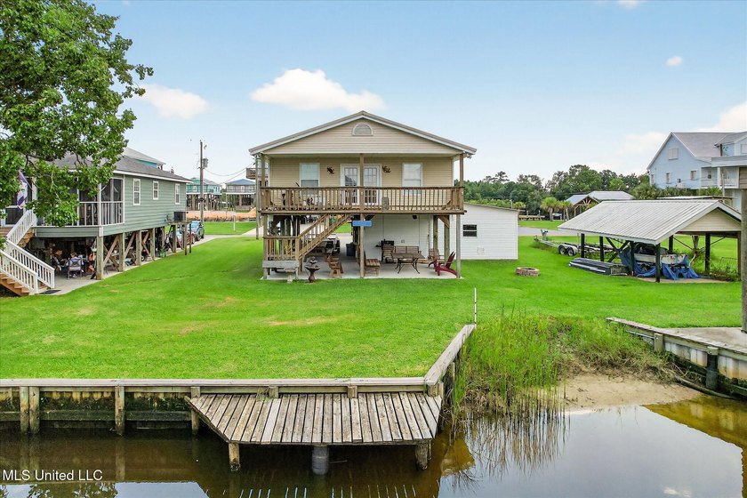 Welcome to your waterfront retreat in Bay St. Louis! This - Beach Home for sale in Bay Saint Louis, Mississippi on Beachhouse.com