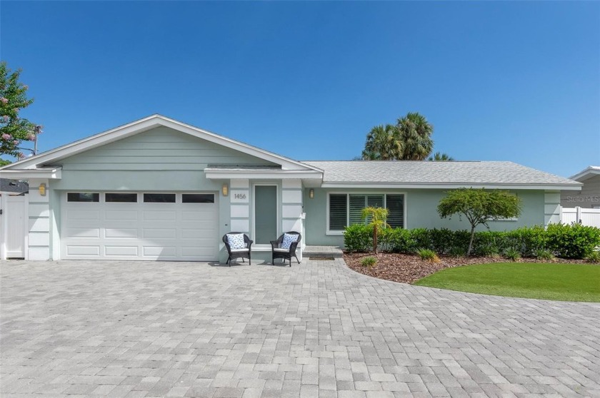 Waterfront Gem with Open Floorplan!  This stunning 3 bedroom, 2 - Beach Home for sale in St. Petersburg, Florida on Beachhouse.com