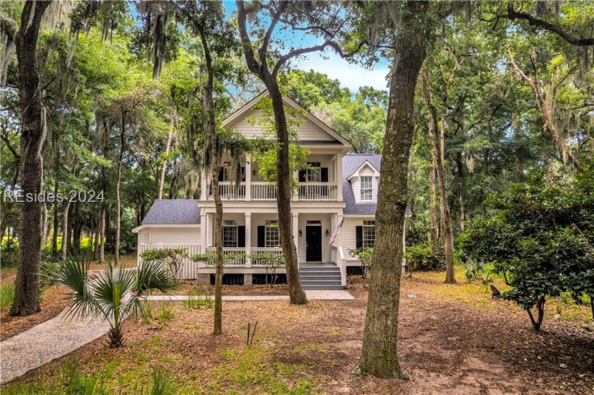 Discover the tranquil & unique living experience of Daufuskie - Beach Home for sale in Daufuskie Island, South Carolina on Beachhouse.com