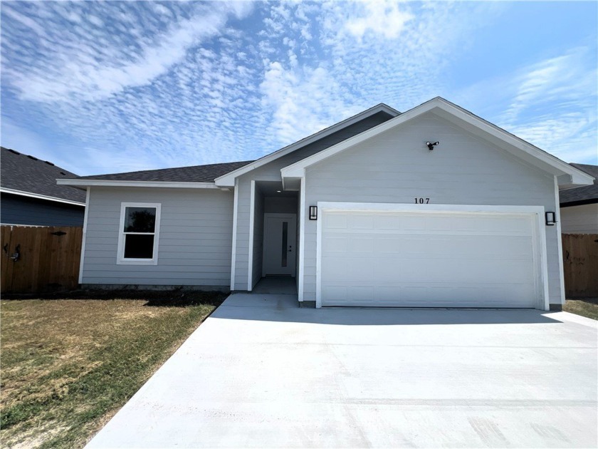 This adorable brand new three-bedroom home is perfect for your - Beach Home for sale in Rockport, Texas on Beachhouse.com