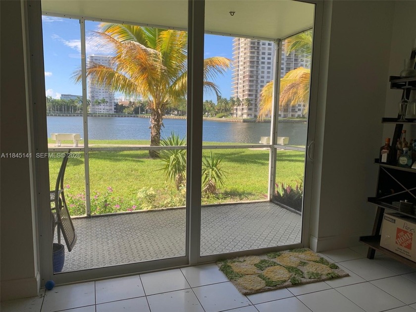 NICELY REMODEL UNIT. ONE BEDROOM, ONE BATHROOM WITH A WONDERFUL - Beach Condo for sale in Aventura, Florida on Beachhouse.com