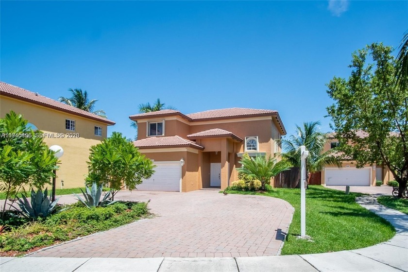 For those looking for a backyard and the feeling of having your - Beach Home for sale in Homestead, Florida on Beachhouse.com