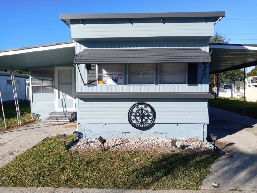 This 1 bedroom, 1 bath home, is located in an active 55+ - Beach Home for sale in Clearwater, Florida on Beachhouse.com