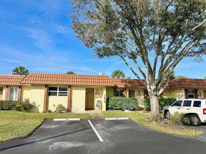 Come enjoy the Florida weather in this spacious 1 bedroom 1 bath - Beach Home for sale in West Palm Beach, Florida on Beachhouse.com